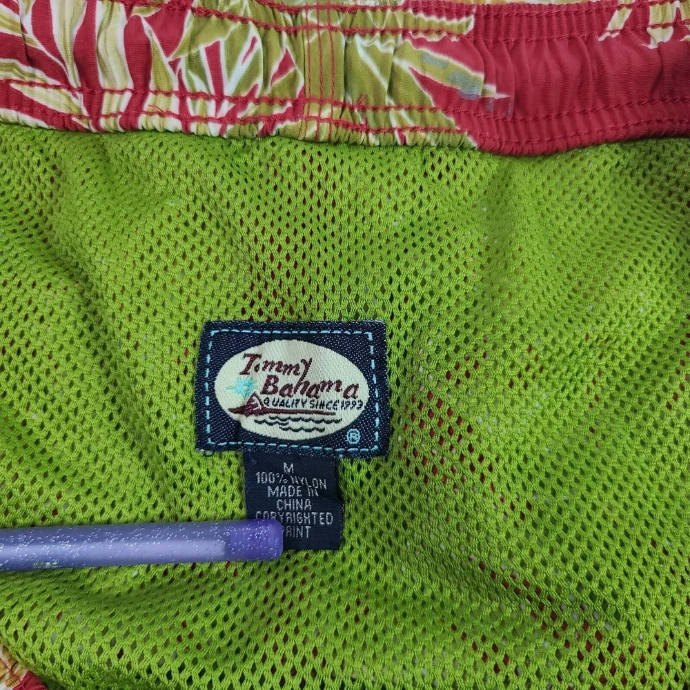 Tommy Bahama Relax Mens Med Mesh line Swim Trunks Hawaiian Red Pineapples palm